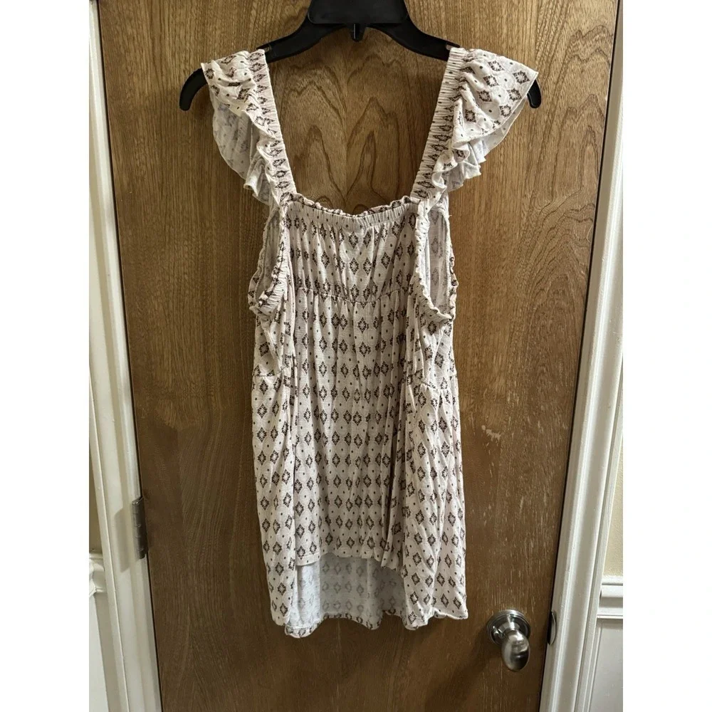 Torrid Babydoll Super Soft Slub Ruffle Shoulder Tank Peplum 1X Cream Geometric - Picture 8 of 10